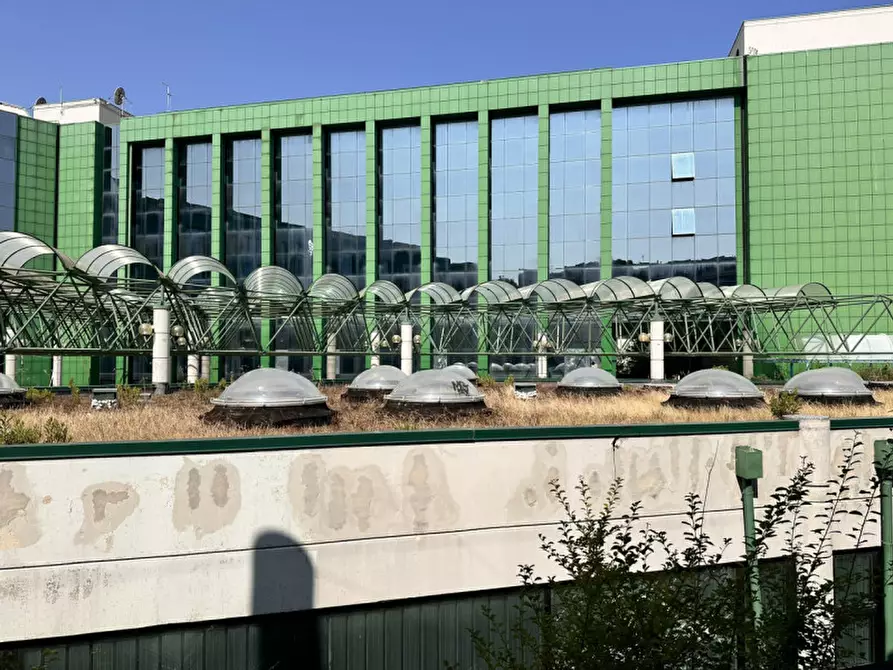 Immagine 10 di Ufficio in vendita  in Via Miglioli a Ancona