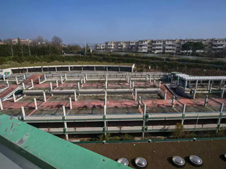 Immagine 16 di Ufficio in vendita  in Via Miglioli a Ancona