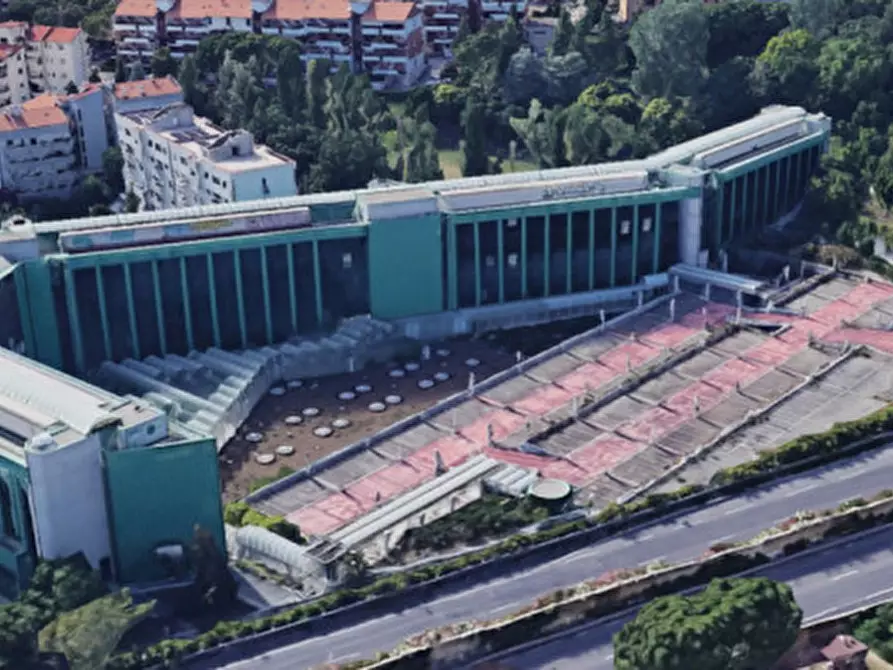 Immagine 23 di Ufficio in vendita  in Via Miglioli a Ancona