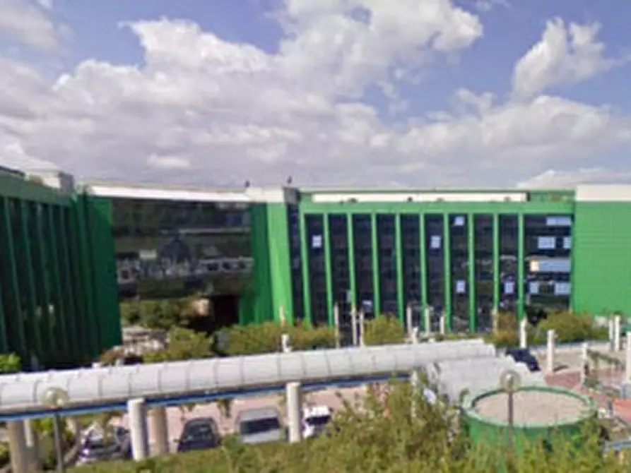 Immagine 28 di Ufficio in vendita  in Via Miglioli a Ancona