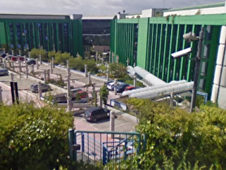 Immagine 30 di Ufficio in vendita  in Via Miglioli a Ancona