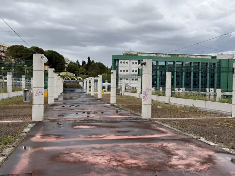 Immagine 31 di Ufficio in vendita  in Via Miglioli a Ancona