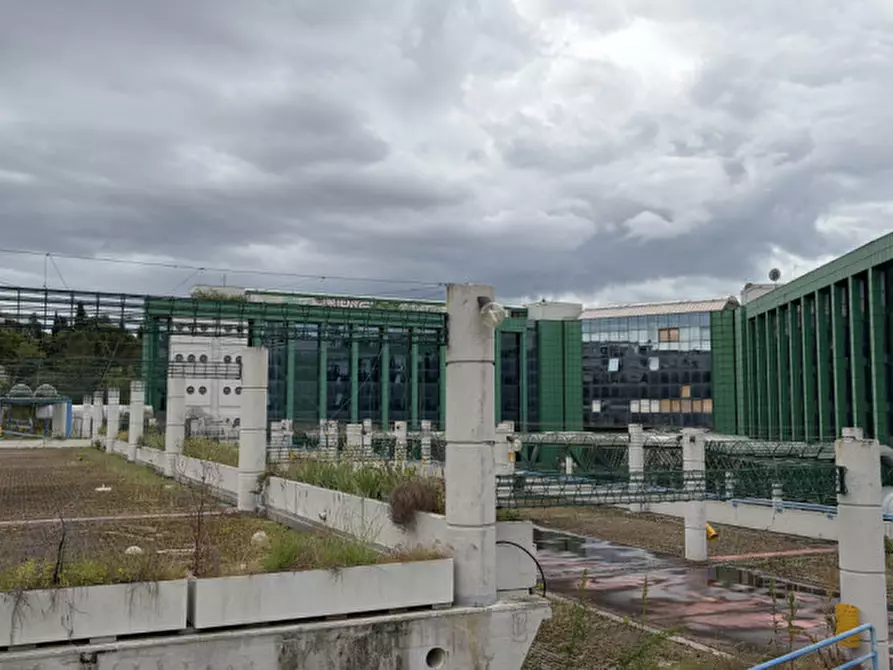 Immagine 34 di Ufficio in vendita  in Via Miglioli a Ancona