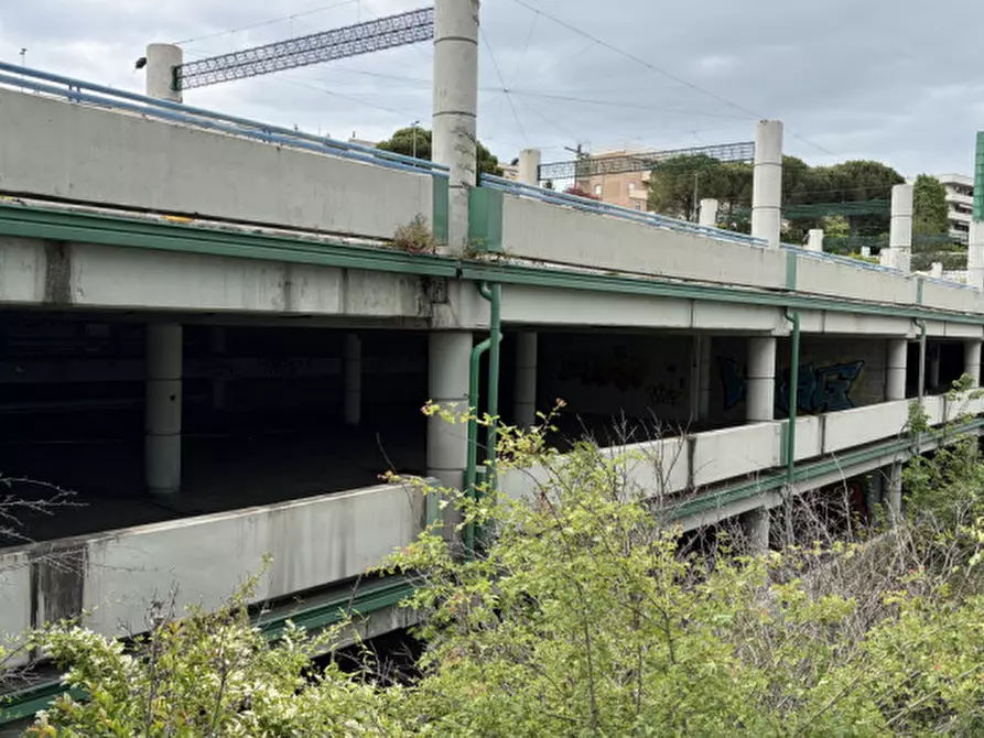 Immagine 42 di Ufficio in vendita  in Via Miglioli a Ancona
