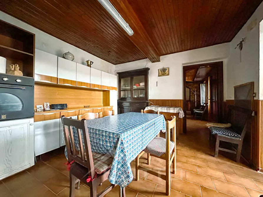 Immagine 4 di Casa indipendente in vendita  in FRAZIONE MERLERA a Cellio Con Breia