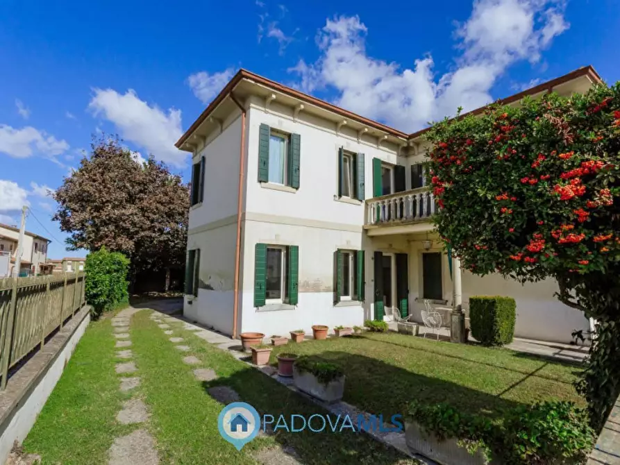 Immagine 1 di Casa indipendente in vendita  in Via Martiri Libertà a Agna