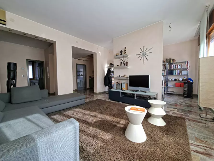 Immagine 6 di Appartamento in vendita  in Via pirandello a Mira