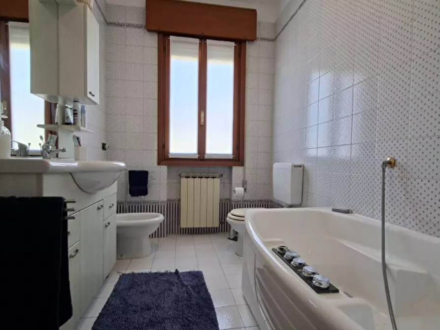 Immagine 28 di Appartamento in vendita  in Via pirandello a Mira