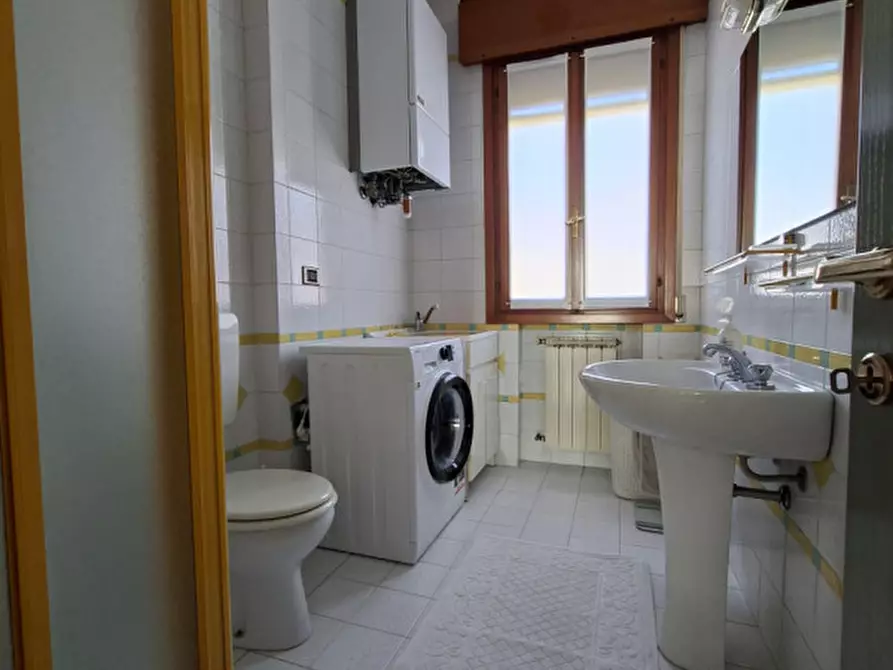 Immagine 30 di Appartamento in vendita  in Via pirandello a Mira