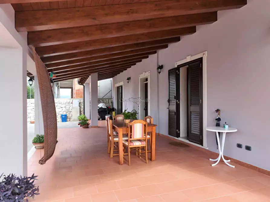 Immagine 12 di Casa indipendente in vendita  a Rosolini