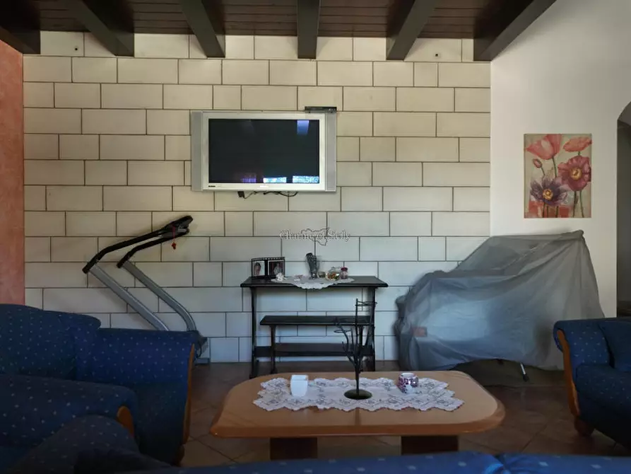 Immagine 24 di Casa indipendente in vendita  a Rosolini