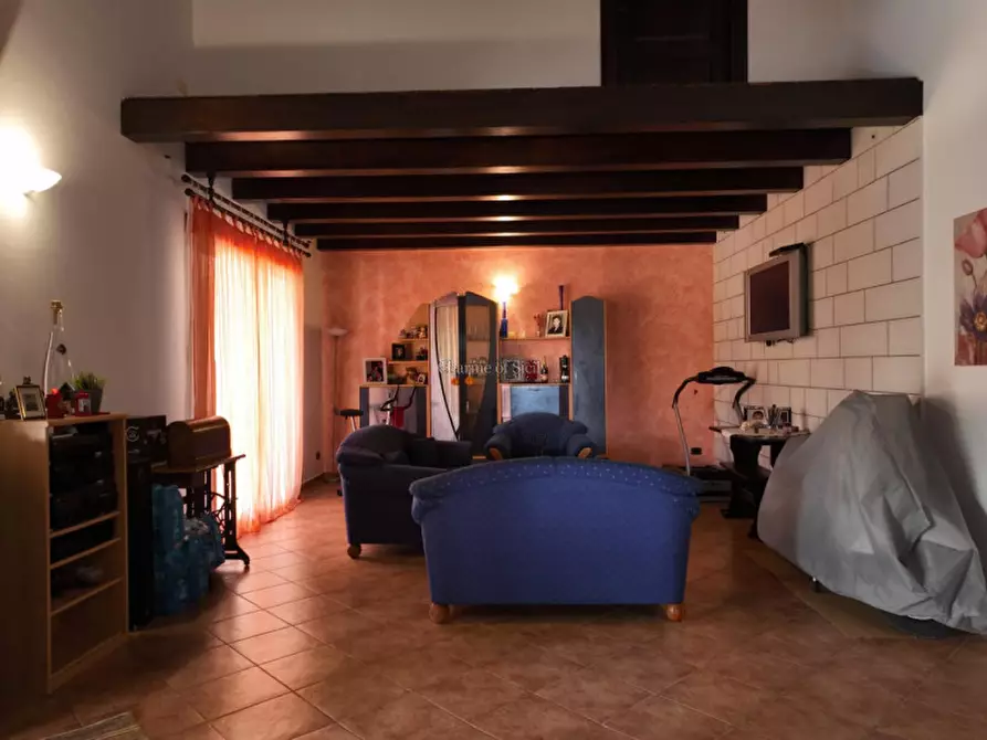 Immagine 25 di Casa indipendente in vendita  a Rosolini