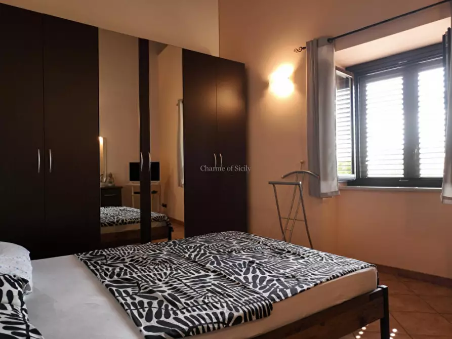 Immagine 27 di Casa indipendente in vendita  a Rosolini