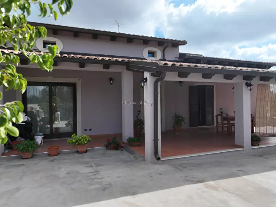 Immagine 34 di Casa indipendente in vendita  a Rosolini