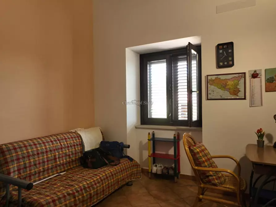 Immagine 37 di Casa indipendente in vendita  a Rosolini