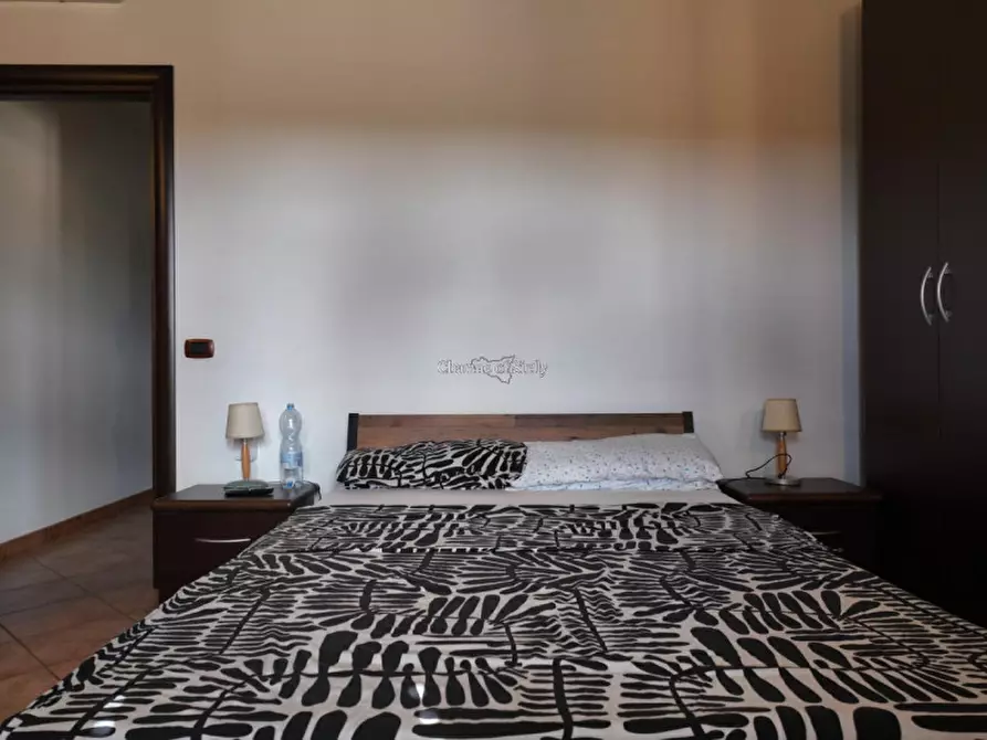 Immagine 39 di Casa indipendente in vendita  a Rosolini