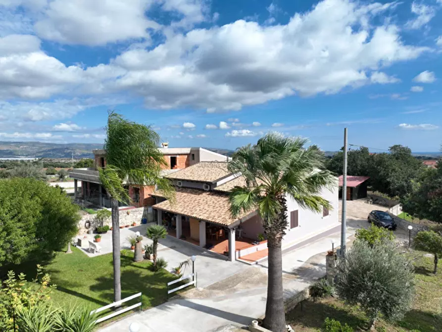 Immagine 58 di Casa indipendente in vendita  a Rosolini