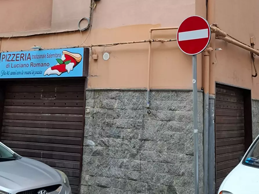 Immagine 1 di Attività commerciale in vendita  in Via Fabio Giuseppe a Salerno