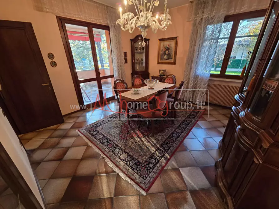 Immagine 5 di Villa in vendita  in Via Guglielmo Marconi a Saccolongo