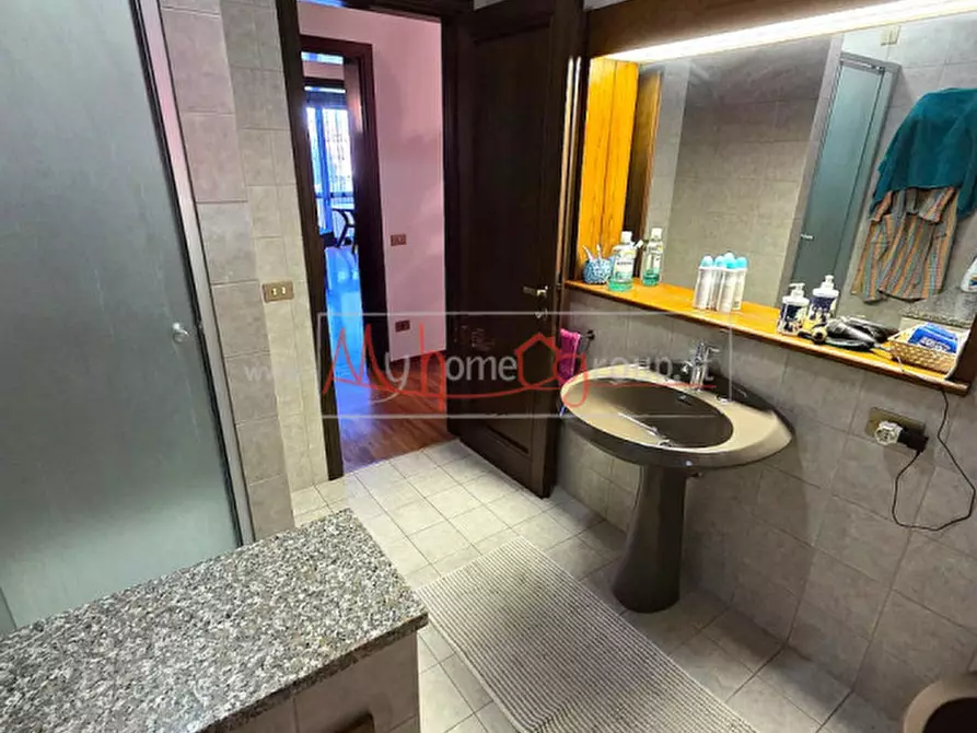 Immagine 11 di Villa in vendita  in Via Guglielmo Marconi a Saccolongo