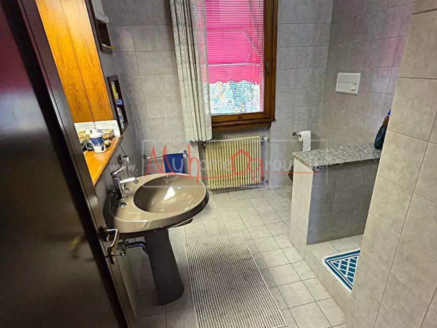 Immagine 12 di Villa in vendita  in Via Guglielmo Marconi a Saccolongo