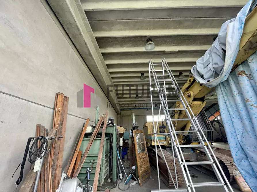 Immagine 3 di Capannone industriale in vendita  in via roma 1 a Campagna Lupia