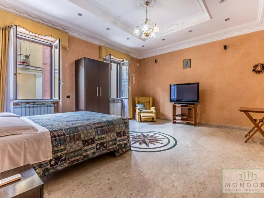 Immagine 21 di Palazzo in vendita  in Via Gabrio Serbelloni a Roma