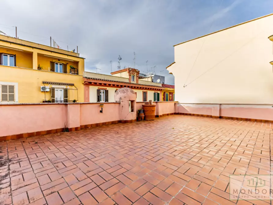 Immagine 24 di Palazzo in vendita  in Via Gabrio Serbelloni a Roma
