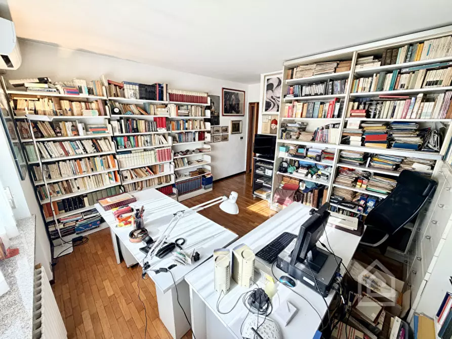 Immagine 22 di Appartamento in vendita  in Via Xxv Aprile 102 a San Mauro Torinese