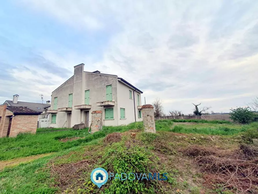 Immagine 2 di Casa bifamiliare in vendita  in Via Valchiesa a Pozzonovo