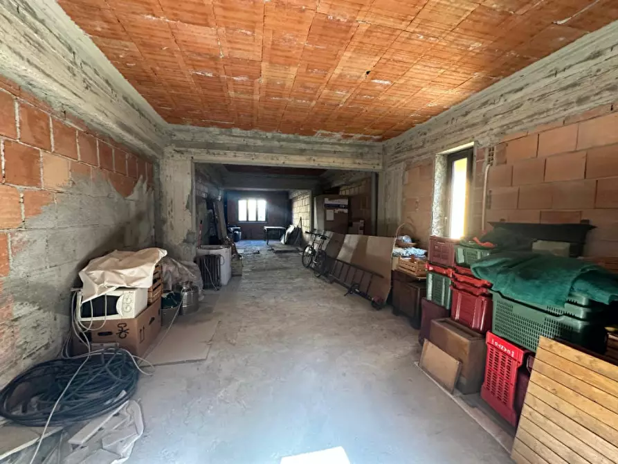 Immagine 21 di Palazzo in vendita  in Piazza Ventiquattro Maggio,12 a Merì