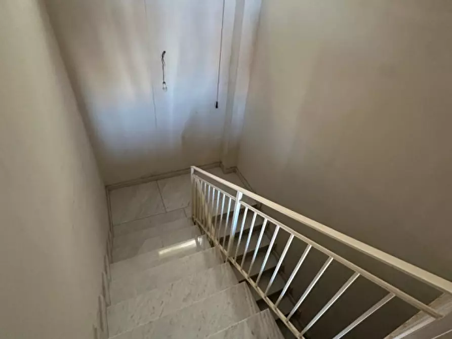 Immagine 27 di Palazzo in vendita  in Piazza Ventiquattro Maggio,12 a Merì