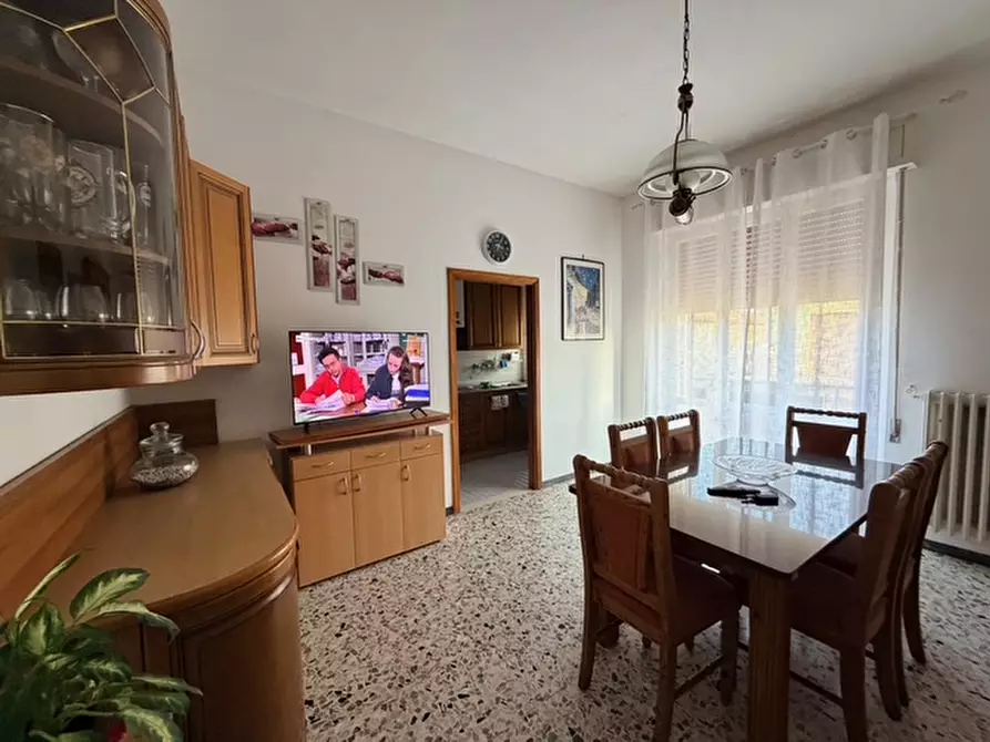 Immagine 8 di Casa trifamiliare in vendita  a Senigallia