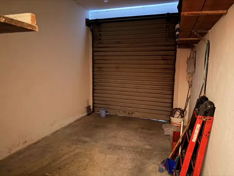 Immagine 33 di Casa trifamiliare in vendita  a Senigallia