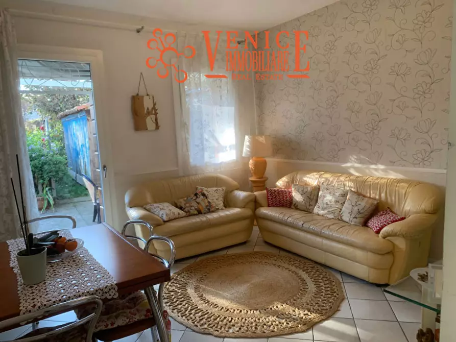 Immagine 1 di Casa indipendente in vendita  a Mira