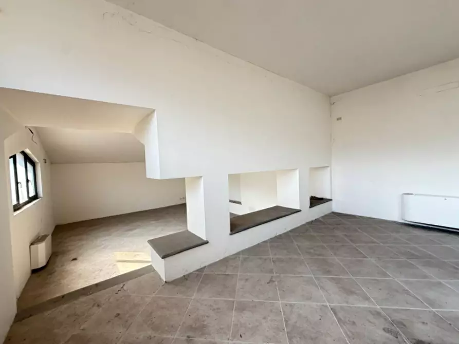 Immagine 5 di Ufficio in vendita  in Via Roma 79 a Leffe