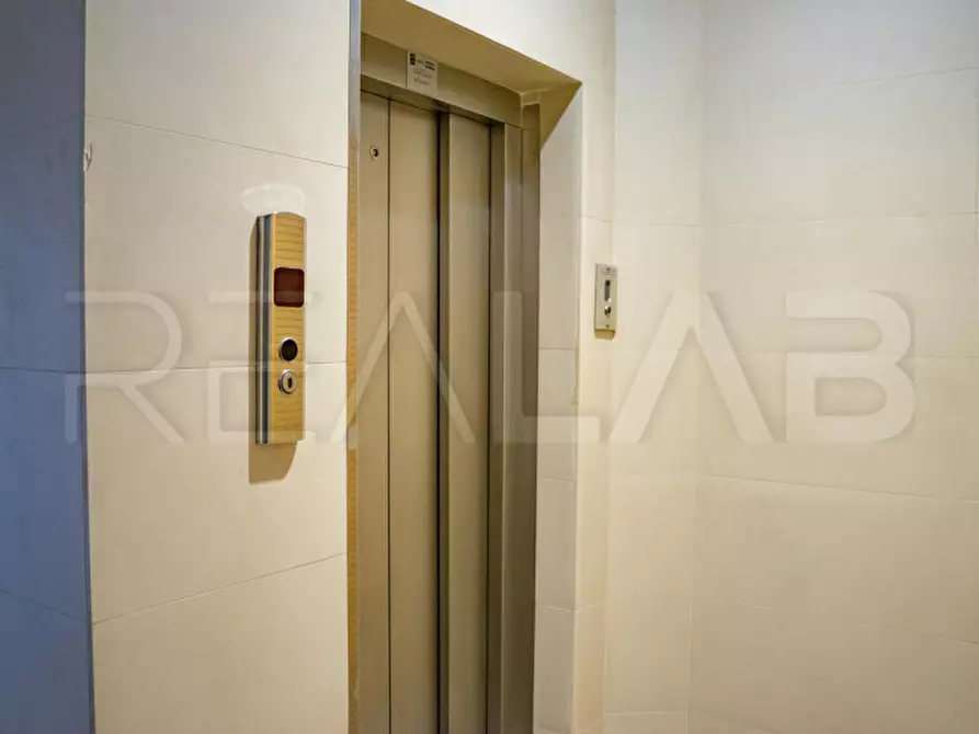 Immagine 25 di Appartamento in vendita  in Via Mac Mahon 16 a Milano