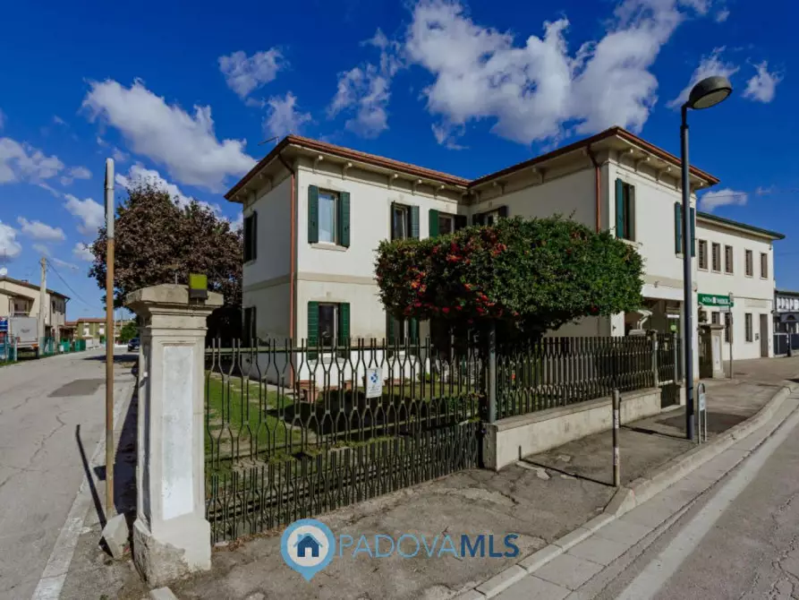 Immagine 2 di Casa indipendente in vendita  in Via Martiri della libertà a Agna