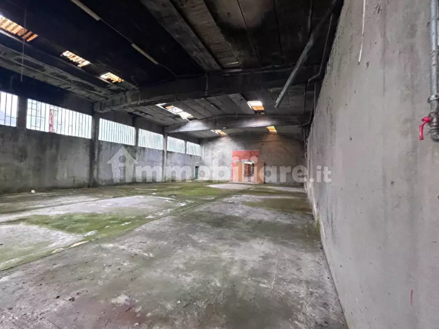 Immagine 5 di Capannone industriale in vendita  in via Prativero n.303 a Valdilana