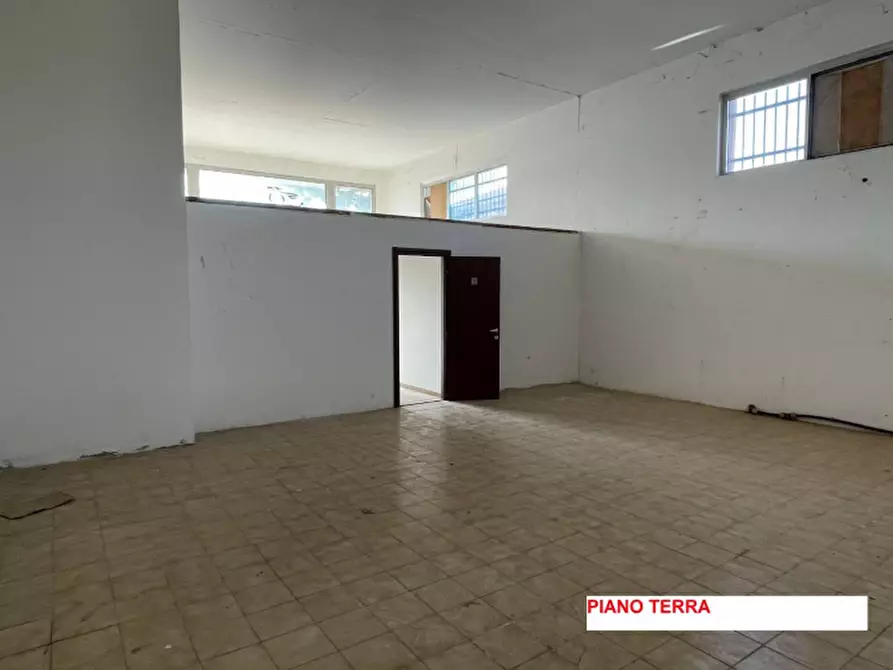 Immagine 10 di Ufficio in vendita  in via Cortemilia 71 a Cairo Montenotte