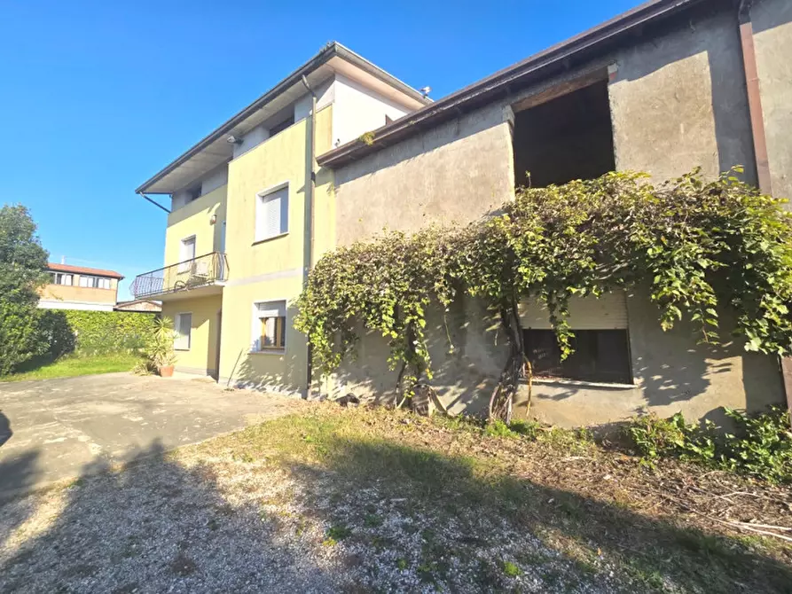 Immagine 2 di Casa indipendente in vendita  in Piove di Sacco a Piove Di Sacco