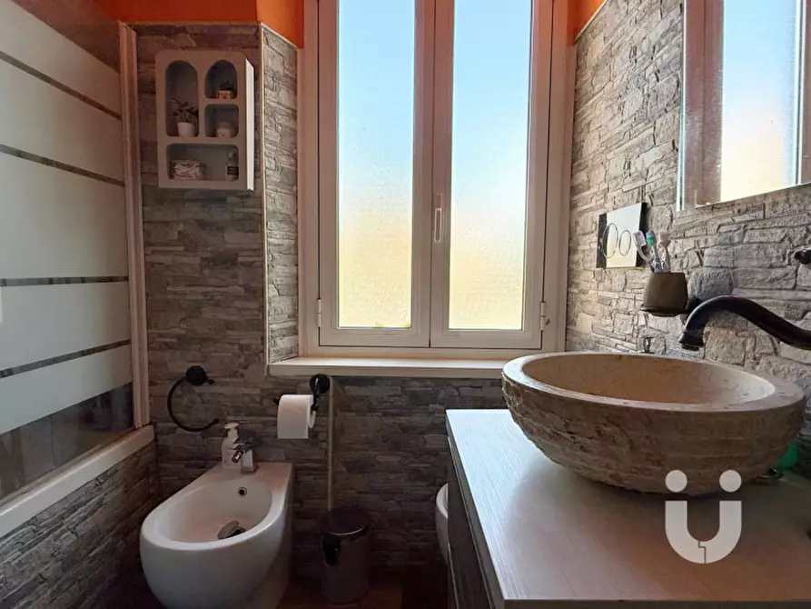 Immagine 9 di Appartamento in vendita  in Piazza Masdea a Roma