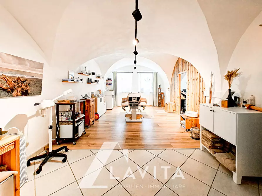 Immagine 8 di Attività commerciale in vendita  in Via Strada Vecchia - Alte Landstraße a Ora .Auer.