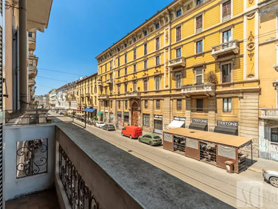 Immagine 8 di Appartamento in vendita  in via Vigevano, 7 a Milano
