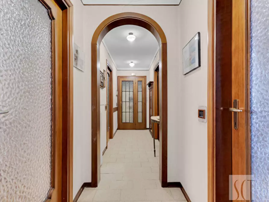 Immagine 23 di Appartamento in vendita  in via Vigevano, 7 a Milano