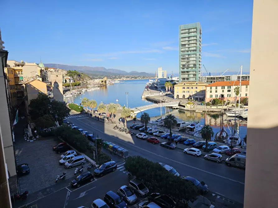 Immagine 1 di Appartamento in vendita  in via quarda superiore a Savona