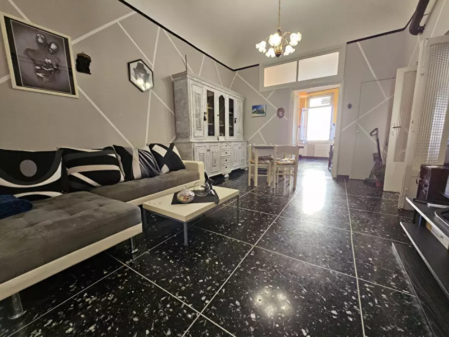 Immagine 2 di Appartamento in vendita  in via quarda superiore a Savona