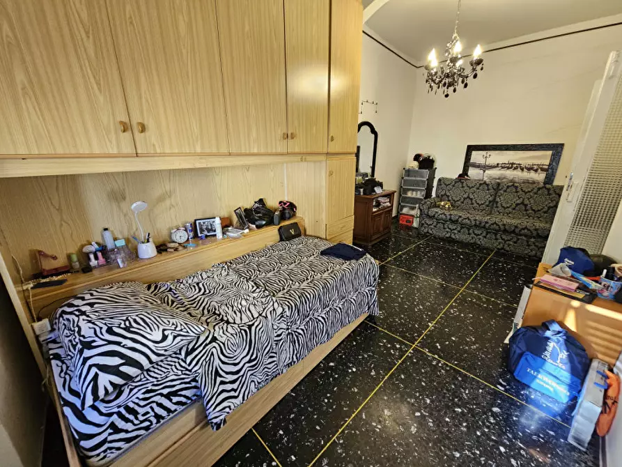 Immagine 17 di Appartamento in vendita  in via quarda superiore a Savona