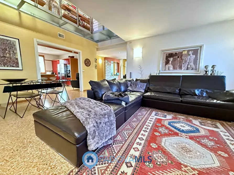 Immagine 4 di Villa in vendita  in Via Vittorio Veneto a Ponso