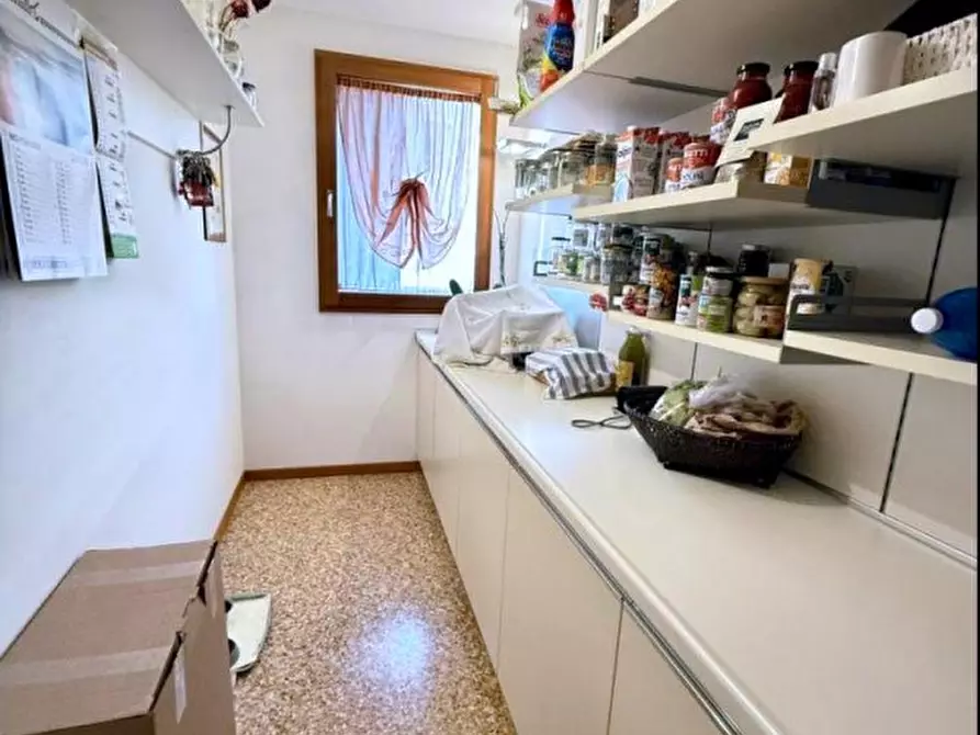 Immagine 10 di Villa in vendita  in Via Vittorio Veneto a Ponso